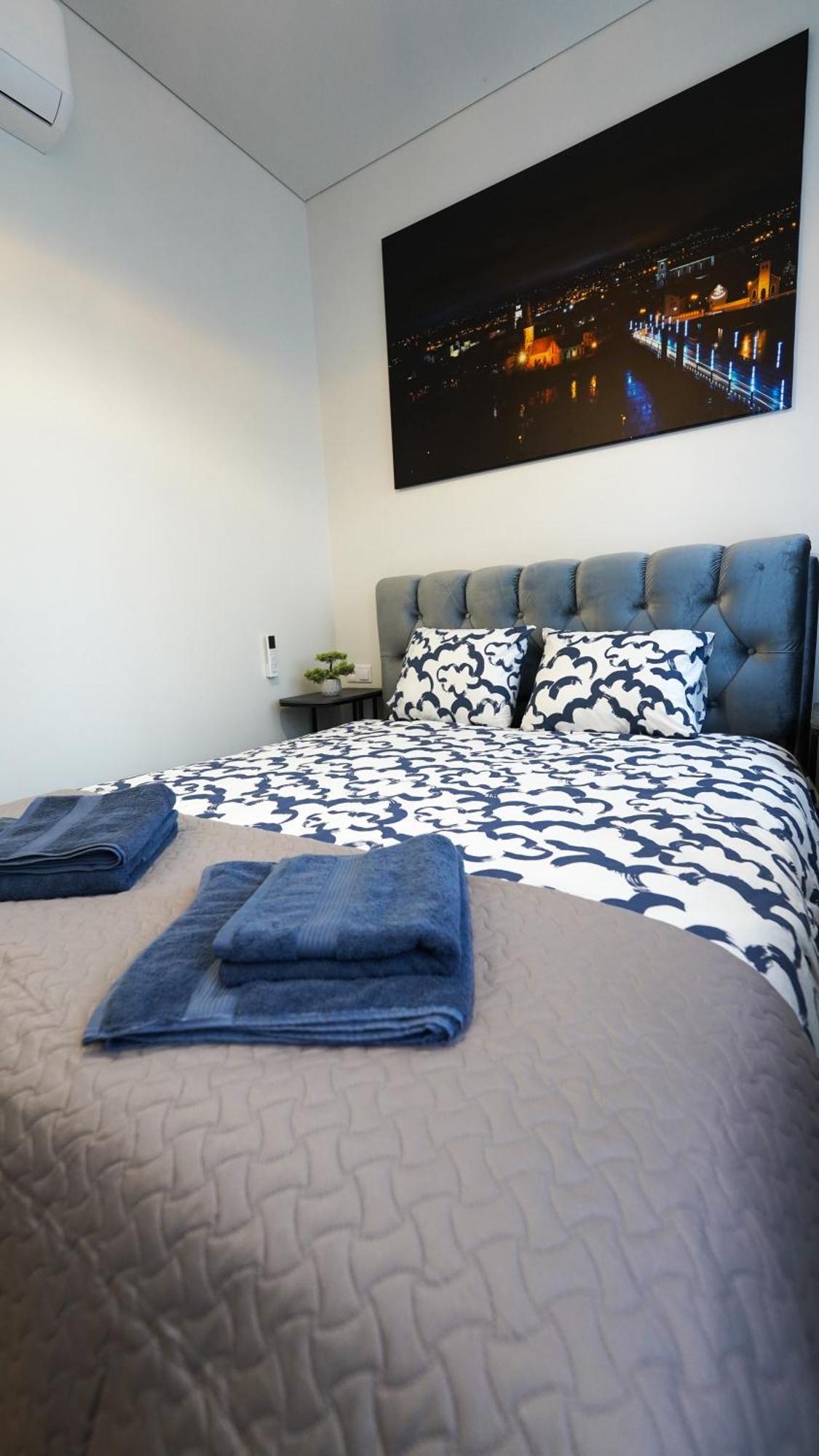 Amber Light Self-Check-In Apartments Kaunas Zimmer foto